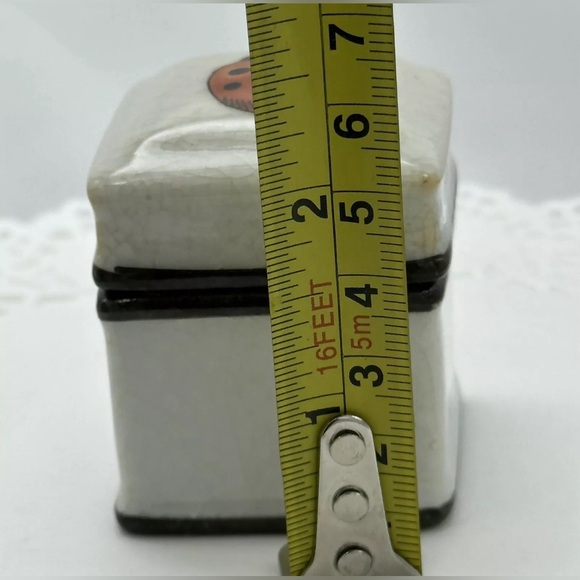 NWT ⚜️🐞⚜️ Anthropologie Porcelain Ladybug Trinket Square Jewellery Box - Picture 8 of 8